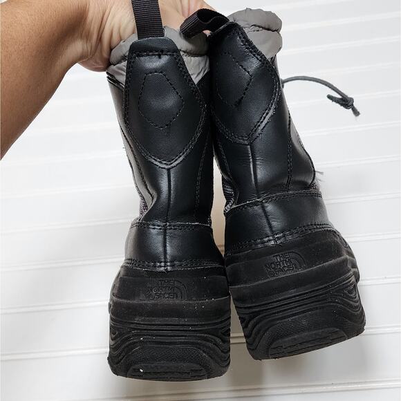 The North Face Alpenglow IV Winter Boots - Picture 4 of 13